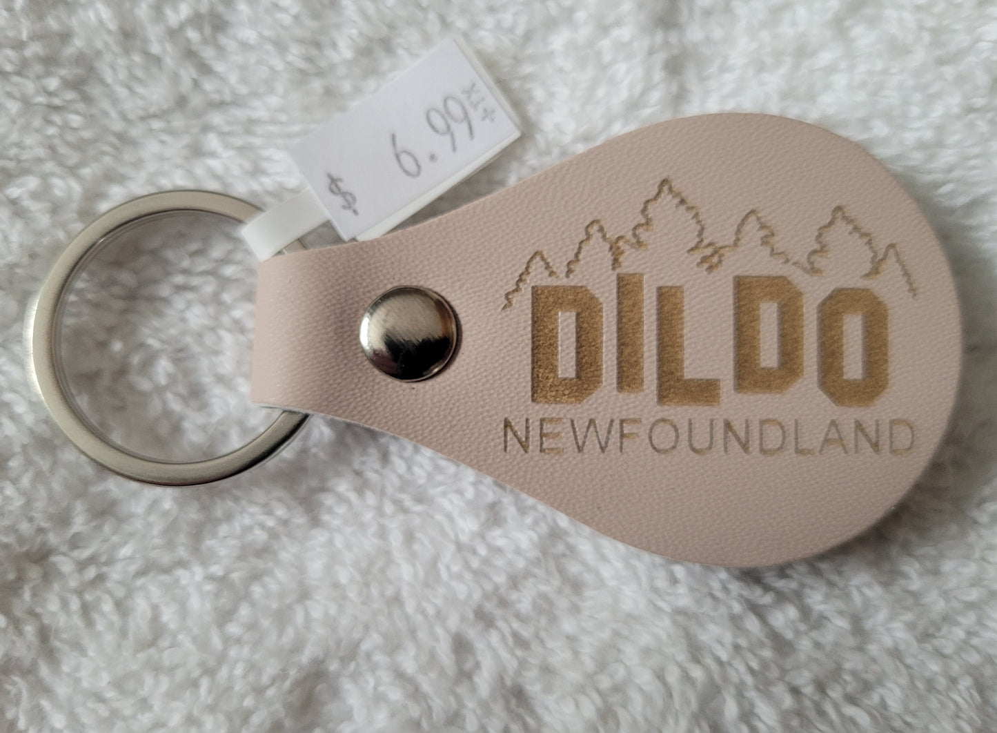 Rounded Leather Key Chain engraved with Dildo Hill Sign Logo